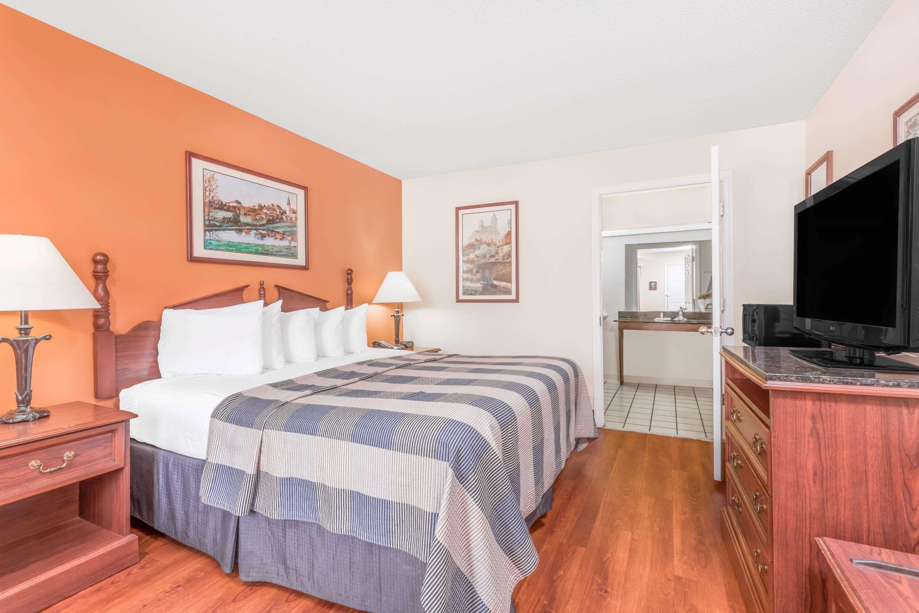 Days Inn By Wyndham Americus Esterno foto