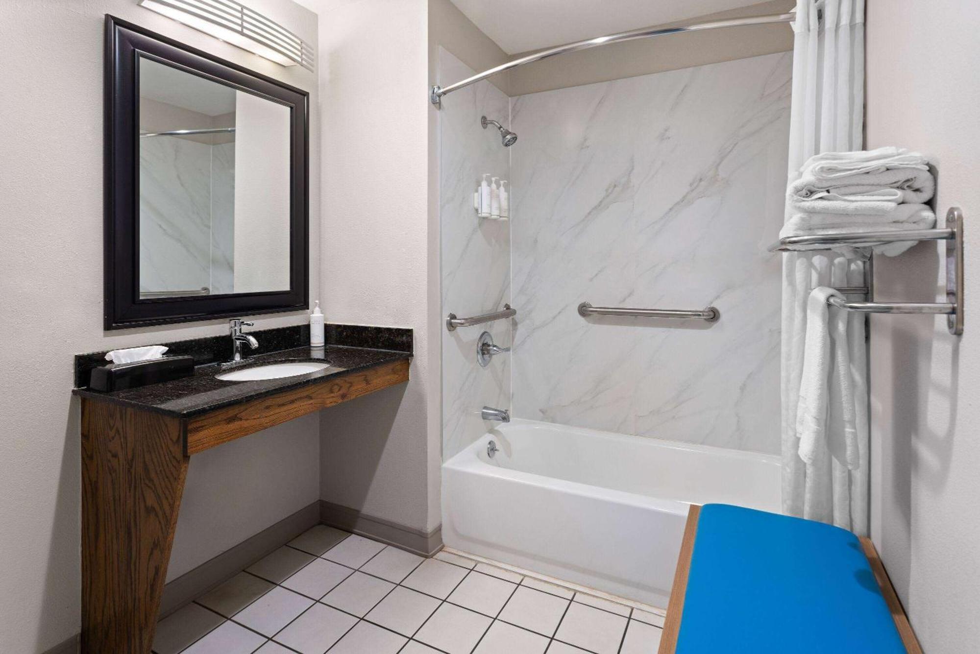 Days Inn By Wyndham Americus Esterno foto